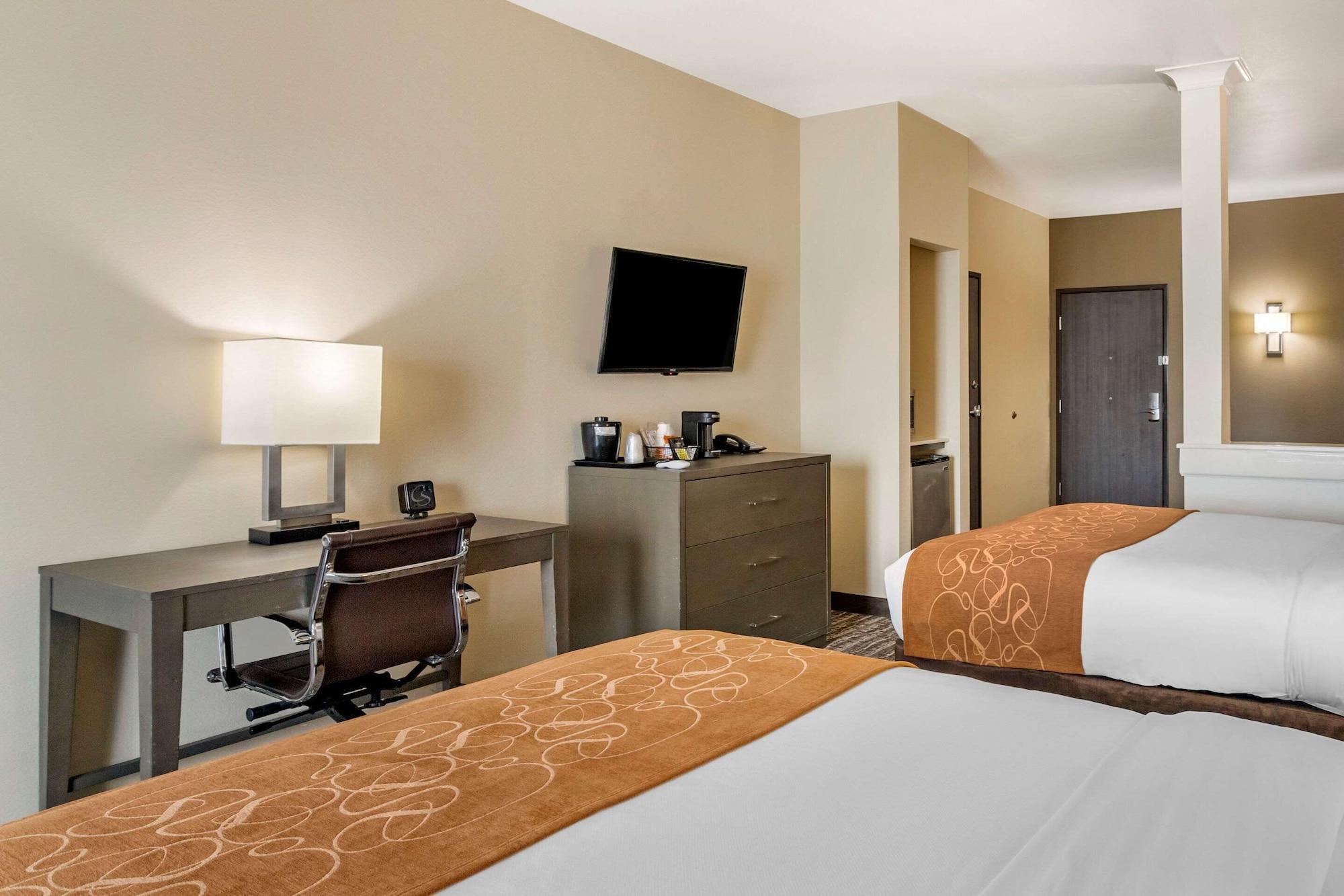 Comfort Suites Near Sam Houston Race Park Εξωτερικό φωτογραφία